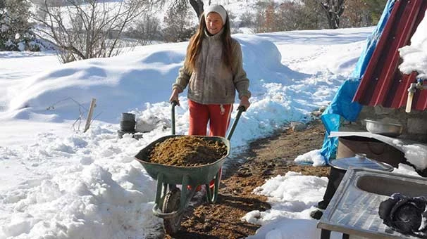 Bulgar Margarita, Denizli'de doğal tarım yapıyor