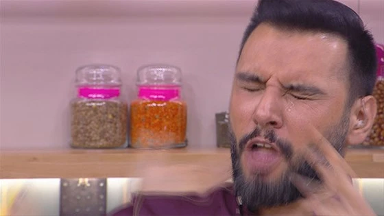 Canlı yayında Alişan ölümden döndü