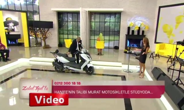 Motosikletle stüdyoya gelen damat adayı