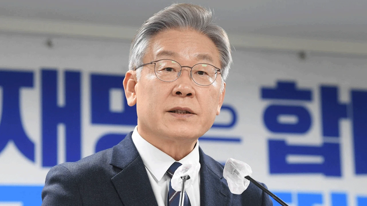 Güney Kore'de ilginç seçim vaadi! Bedava saç ektirme müjdesi