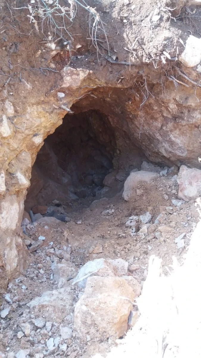 Bilecik'te kaçak kazıya suçüstü