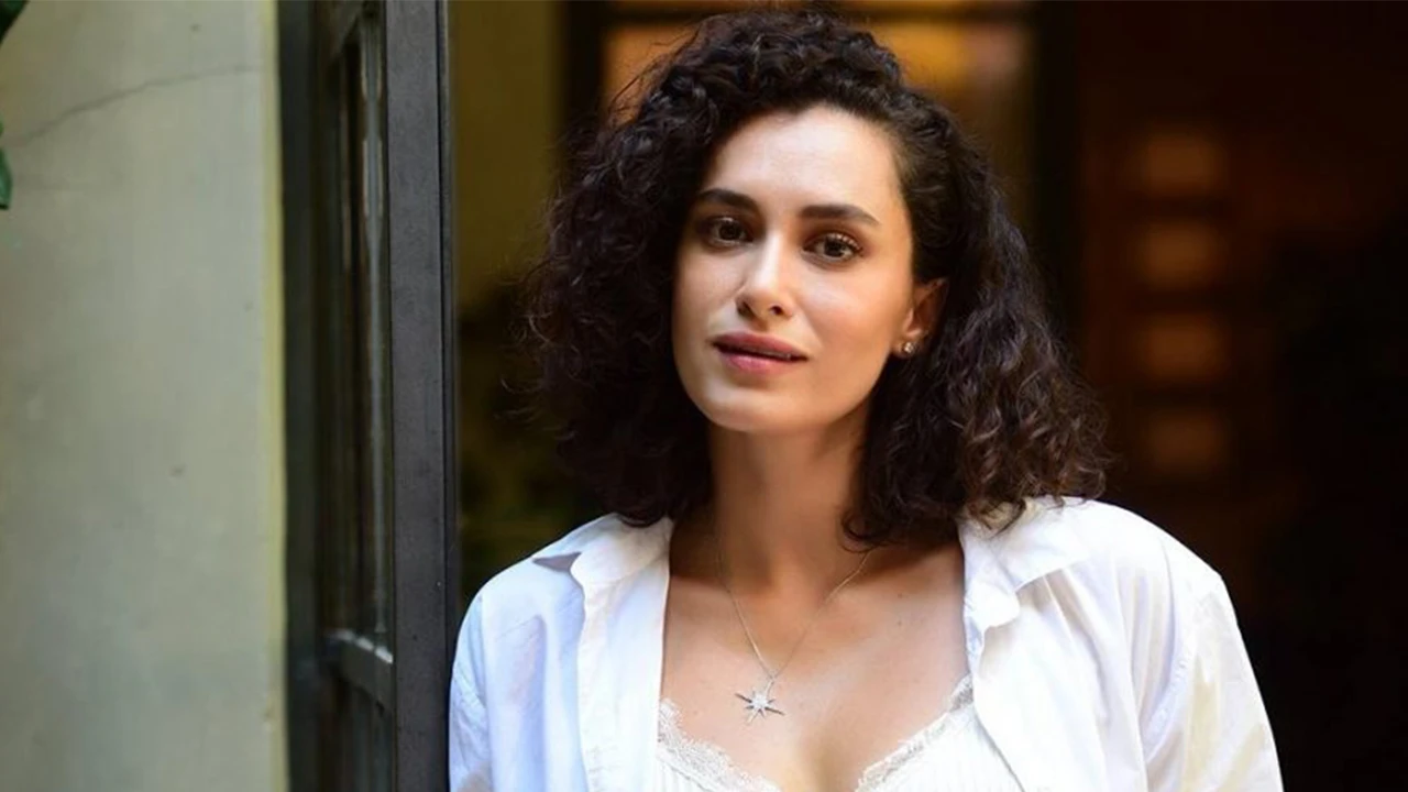 Hande Doğandemir kimdir, kaç yaşında, nereli? İşte, Annemizi Saklarken dizisinin Handan'ı...