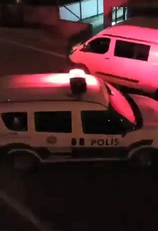 Ev arkadaşı tarafından bıçaklanan genç öldü