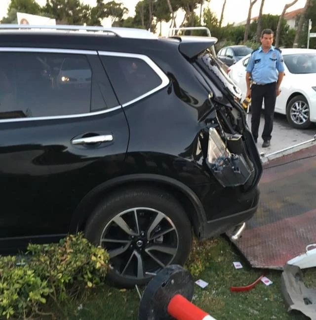 Ece Erken büyük kaza atlattı