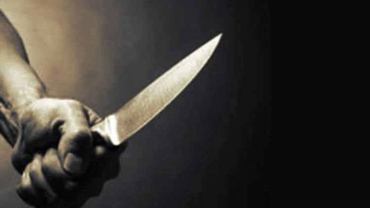 Kocaeli'de vahşet! Üvey annesinin boğazını kesti!