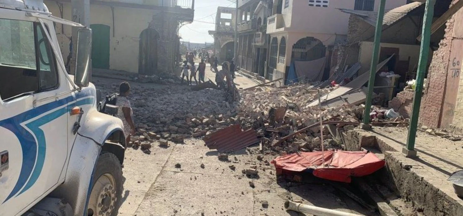 Haiti'de 7.2 büyüklüğünde deprem:  227 kişi hayatını kaybetti