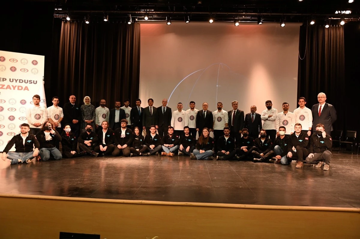 Türkiye'nin ilk cep uydusu Grizu-263A, uzaydaki görevine başladı