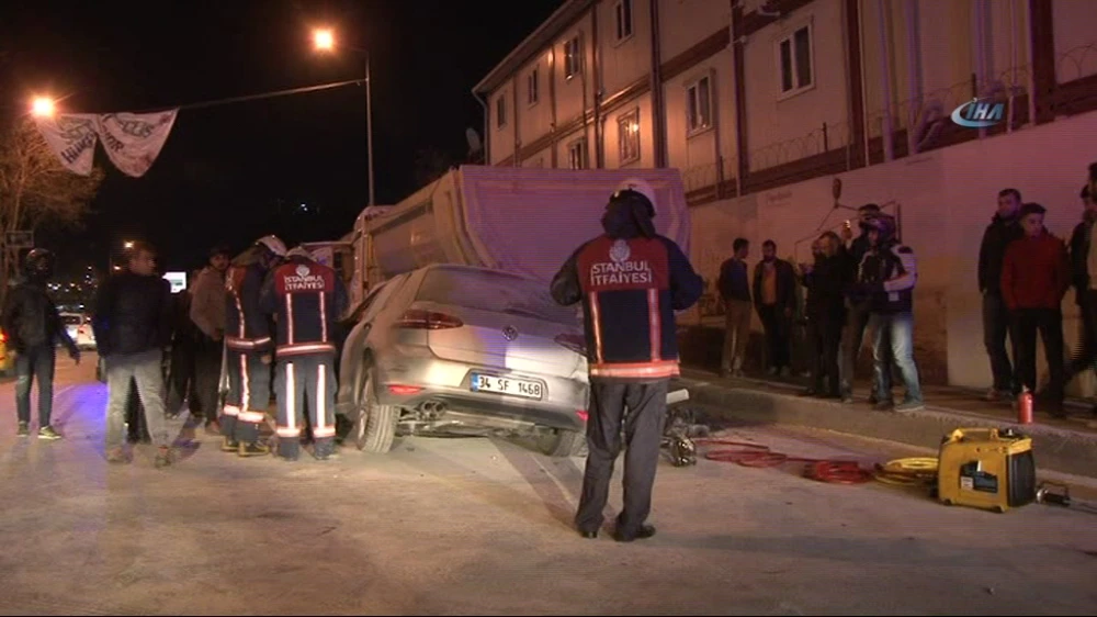 İstanbul’da feci kaza: 1 ölü, 1 yaralı