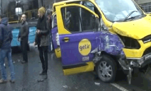 İstanbul'da feci kaza! Çok sayıda yaralı var