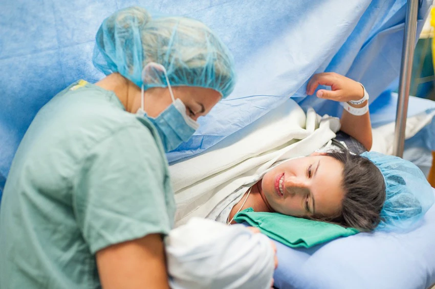 Normal doğumun riskleri nelerdir?, Sezaryenin zararları nelerdir?