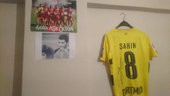 Nuri Şahin'den taraftara jest: Forma sözü yerine getirildi