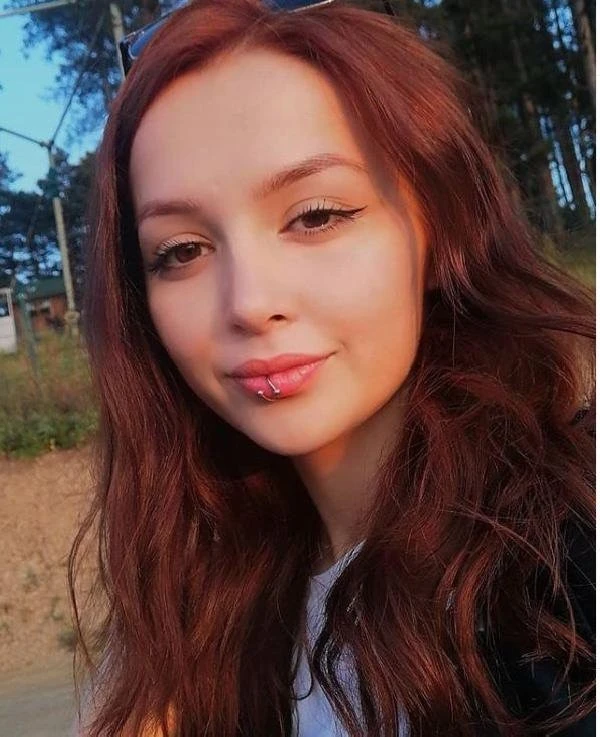 Bıçaklanarak öldürülen Ceren'e gözyaşı