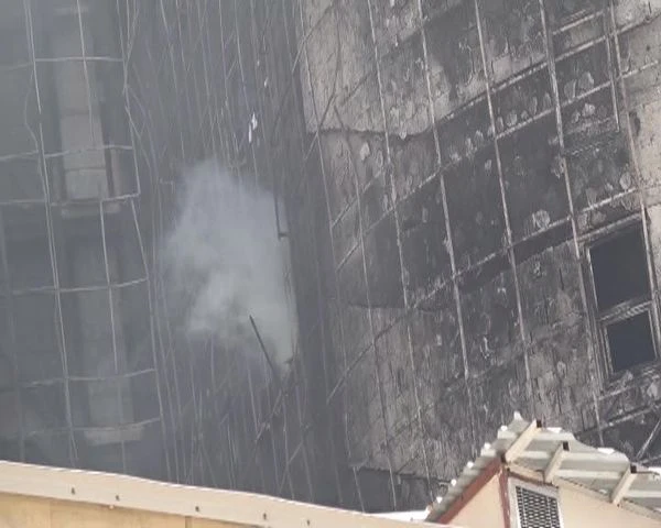 Taksim Eğitim ve Araştırma Hastanesi'nden yine duman yükseldi