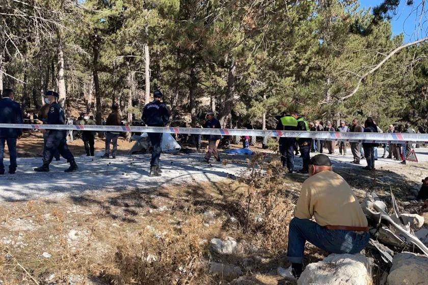 5 öğrencinin öldüğü servis kazasında ihmaller zinciri! Kemer yok, kapı bozuk