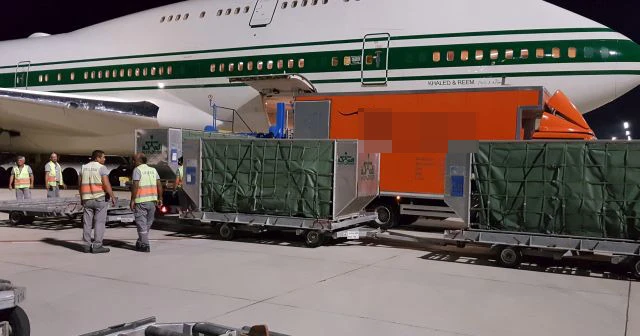 300 valiz, 30 bisikletle Bodrum'a geldi!