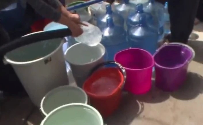 İzmirliler su kesintisine tepkili