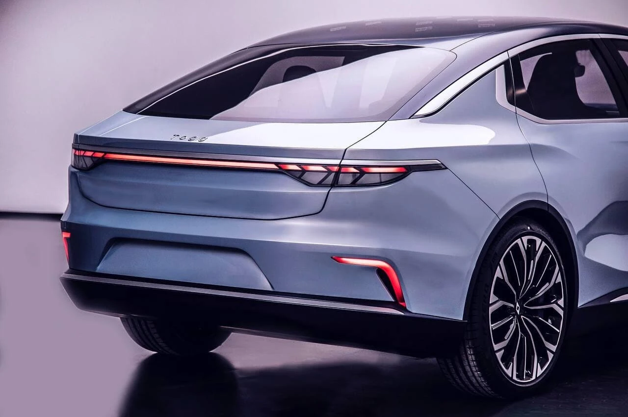 TOGG dünya sahnesine çıktı! Türkiye’nin otomobilini Gürcan Karakaş ABD'de anlattı