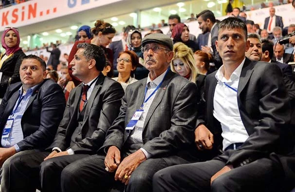 Ömer Halisdemir'in babası kongrede