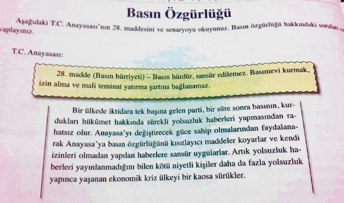 Ders kitaplarında FETÖ parmağı!