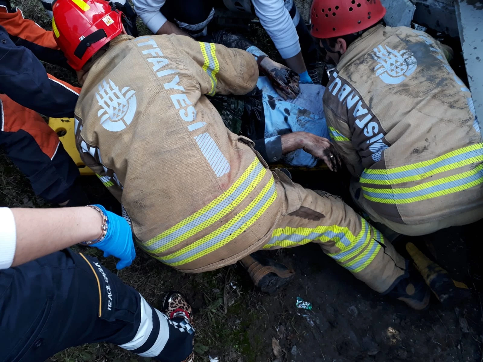 TEM Otoyolu'nda kazada ağır yaralanan polis memuru şehit oldu