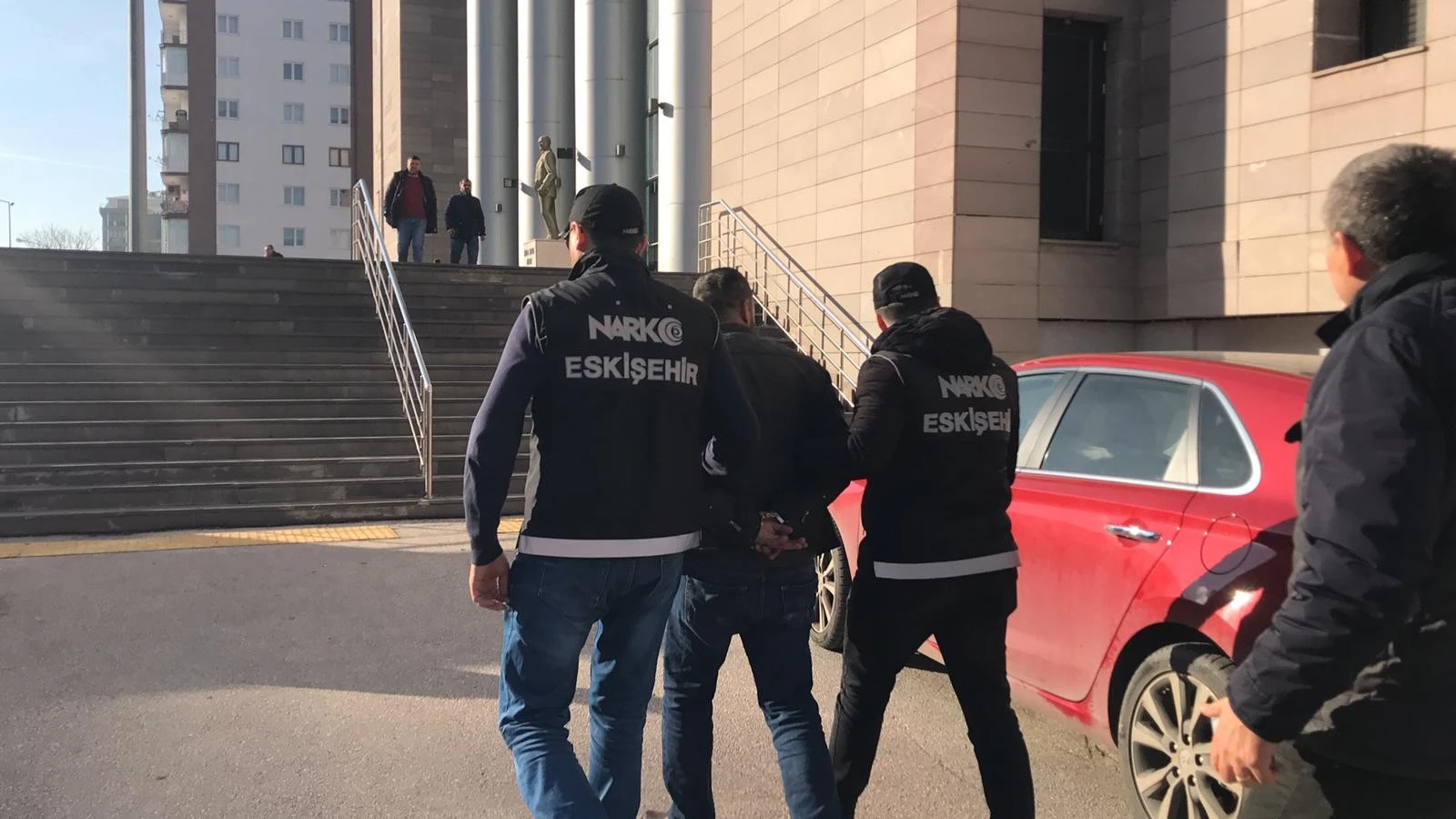 Eskişehir'de uyuşturucu operasyonu, 1 gözaltı