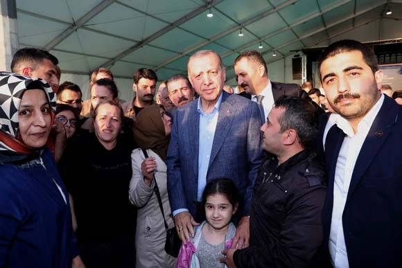 Cumhurbaşkanı Erdoğan'a yoğun ilgi