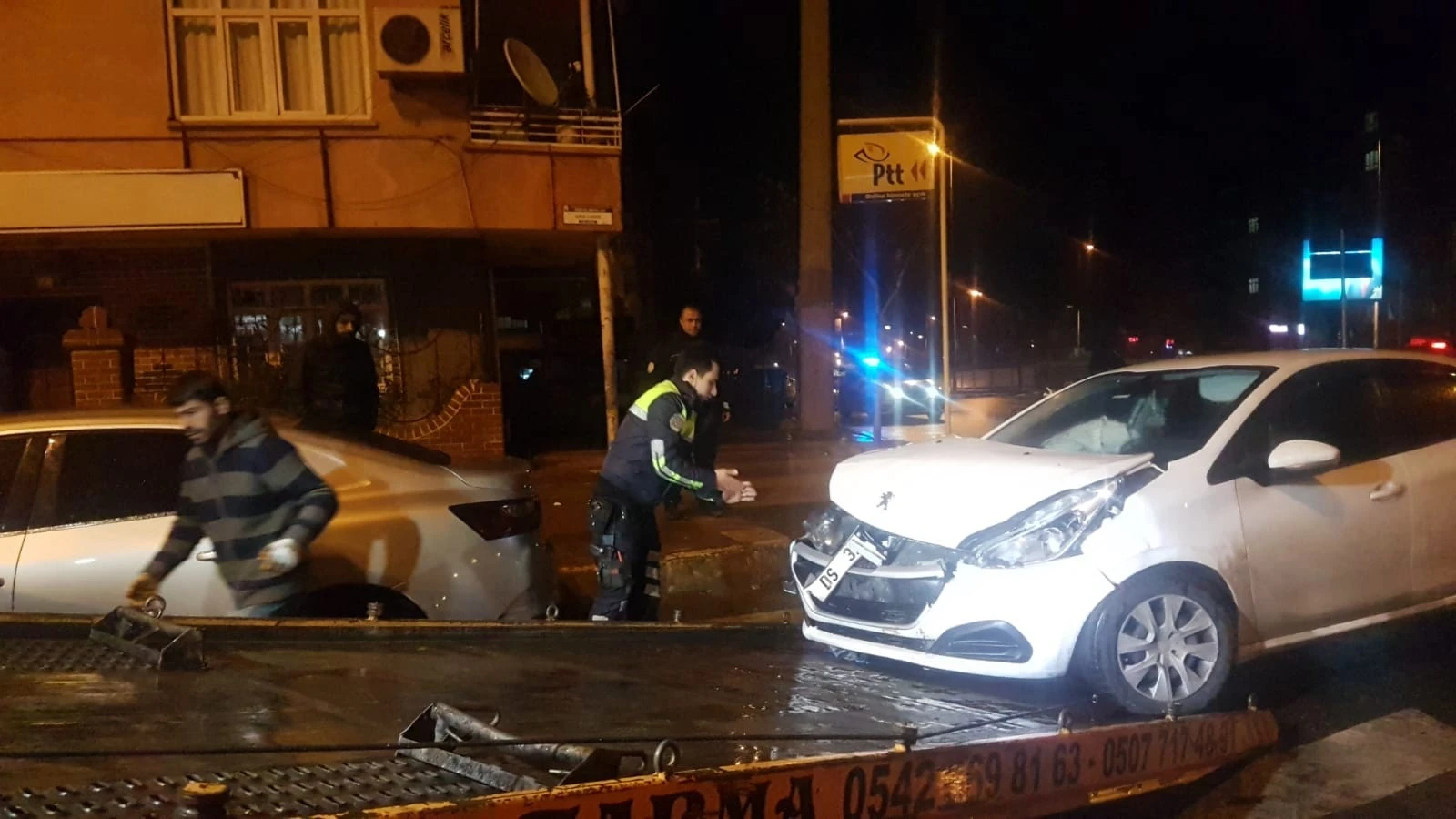Şanlıurfa'da trafik kazası: 4 yaralı