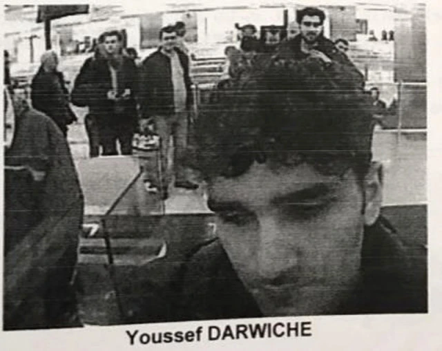 Berlin saldırısıyla irtibatlı 3 kişi yakalandı!