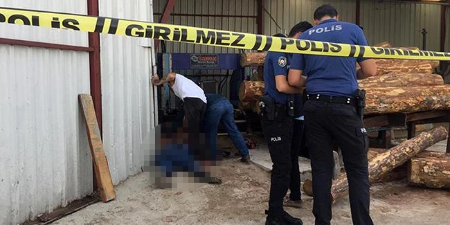 Kolunu iş makinesine kaptıran işçi öldü