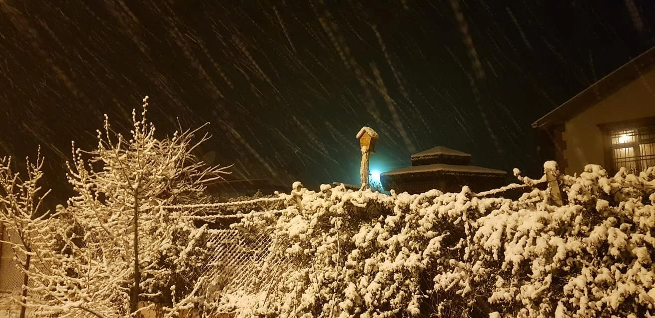 Konya’nın bazı ilçelerine Mayıs’ta kar sürprizi