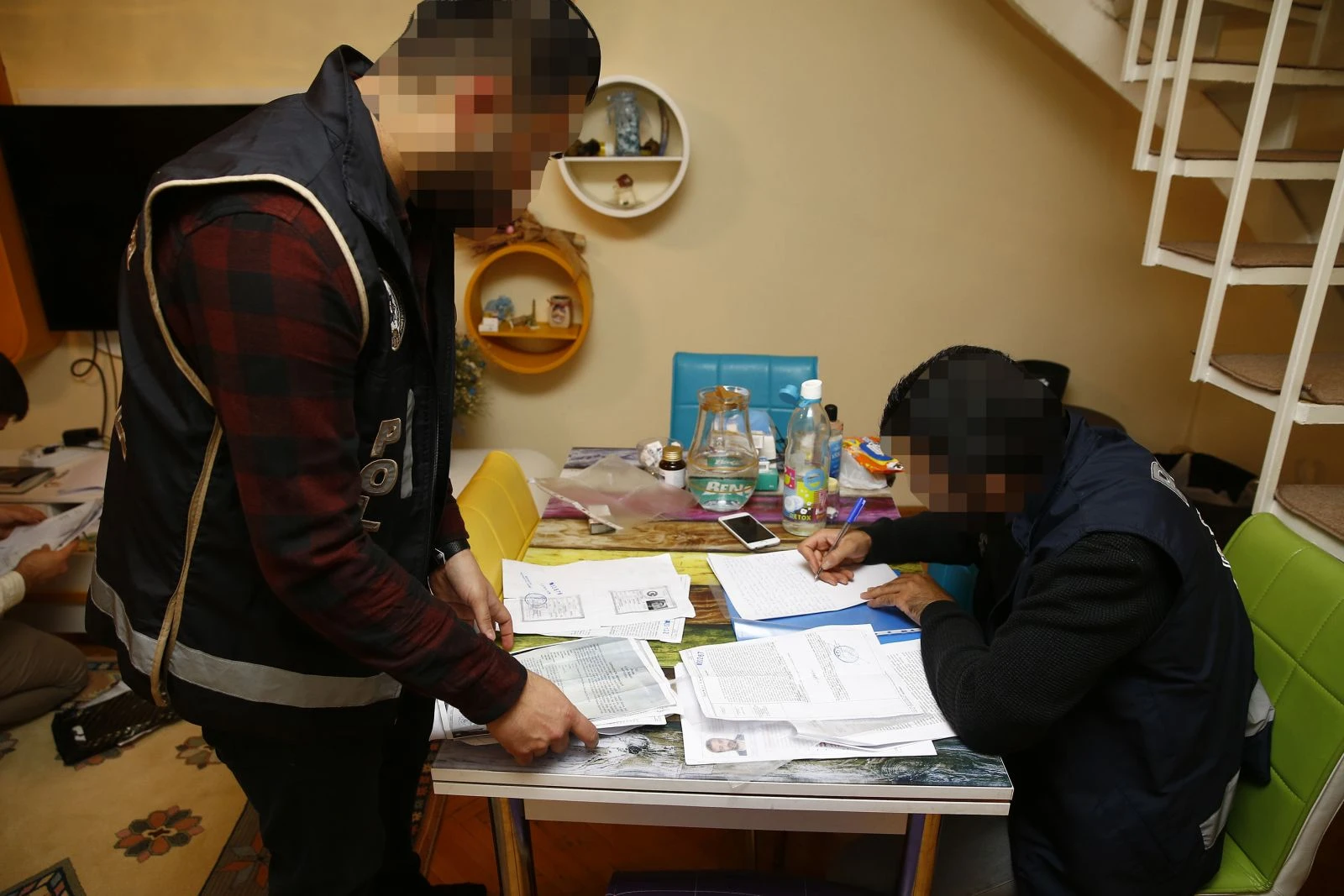 Ankara'da mezat operasyonu! 72 gözaltı