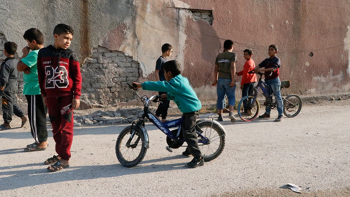 Teröristler Tel Abyad halkına hayatı zehir etmiş