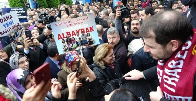 Hazine ve Maliye Bakanı Berat Albayrak'a Trabzon'da yoğun ilgi