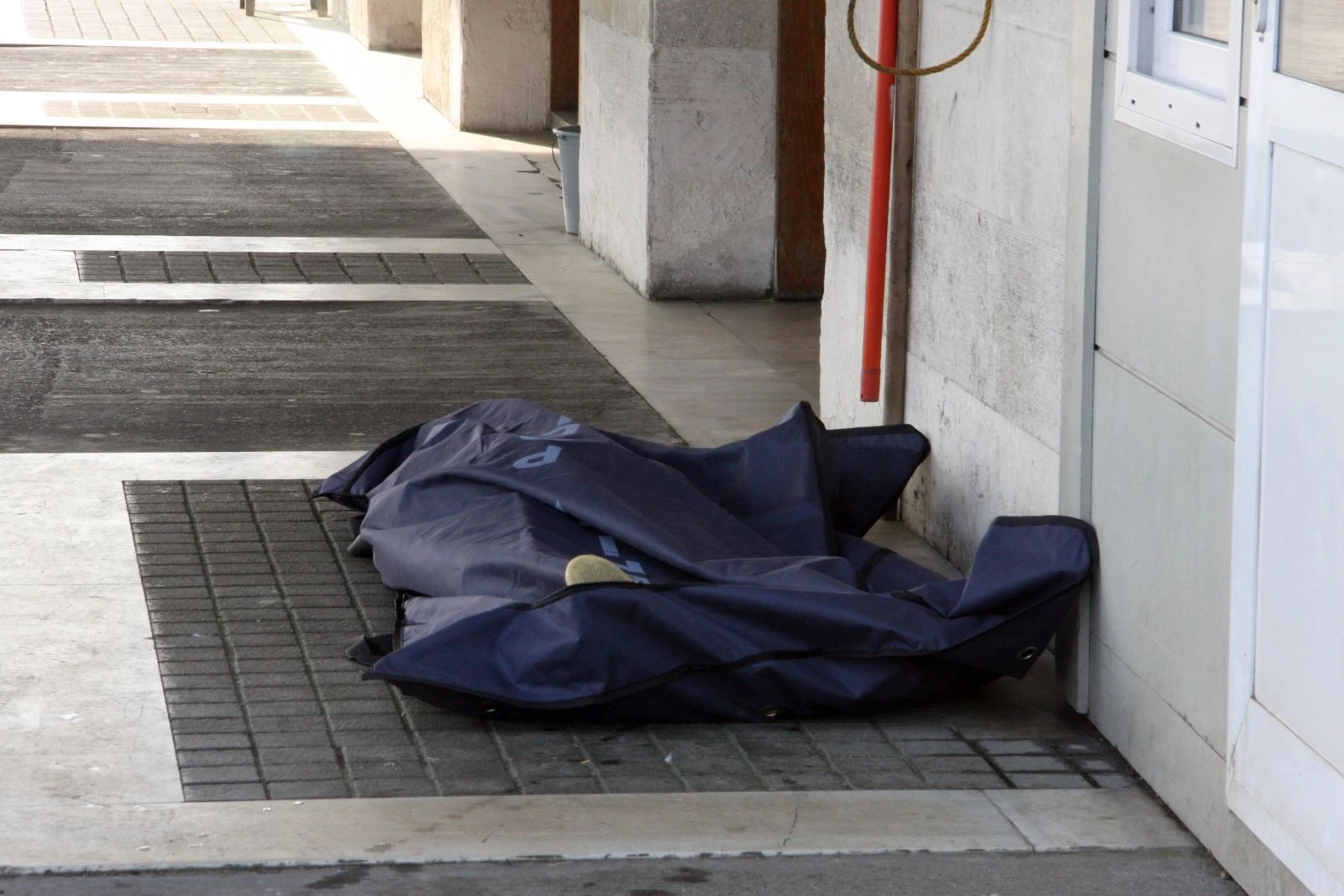 Eminönü sahilinde bulunan erkek cesedi
