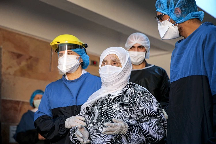 'Türkiye'nin çınarları' Kovid-19'u yendi