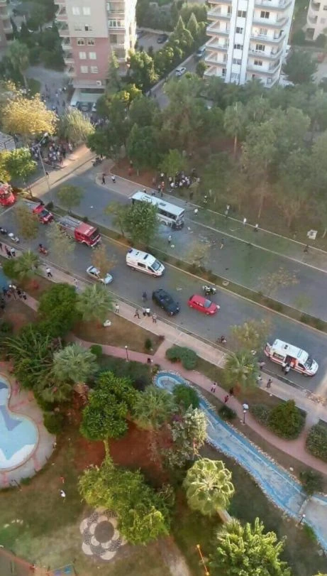 Son dakika: Mersin'de polise bombalı saldırı