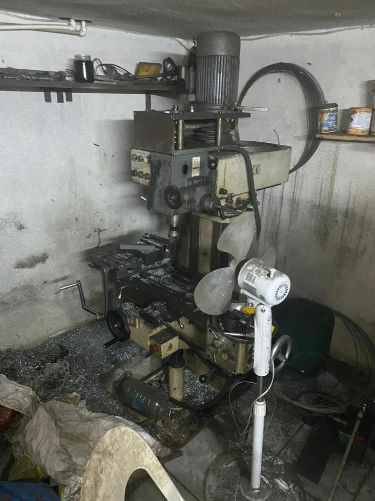 Evini silah üretim imalathanesine çevirmiş