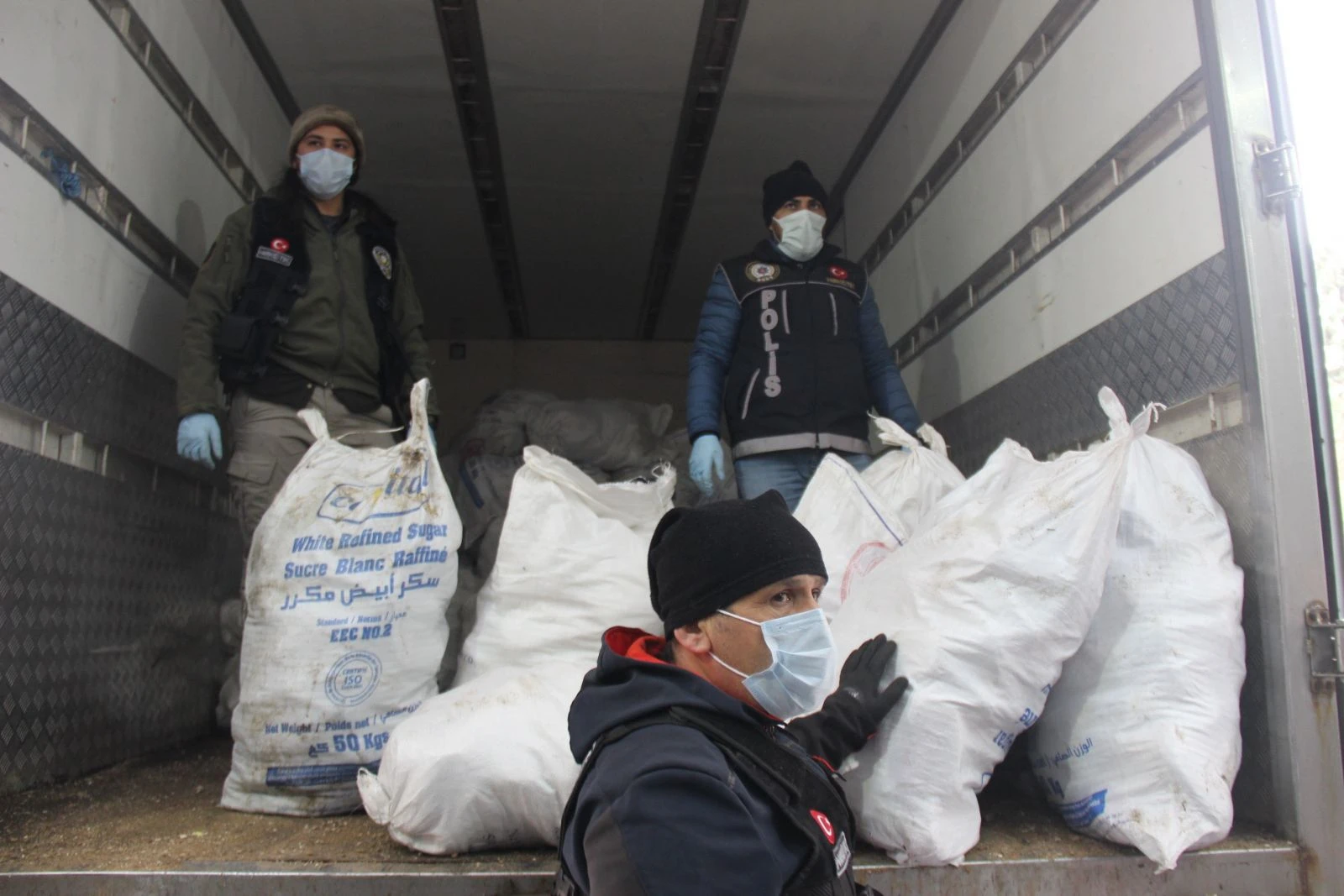 4 ton uyuşturucu, polisi bile şok etti