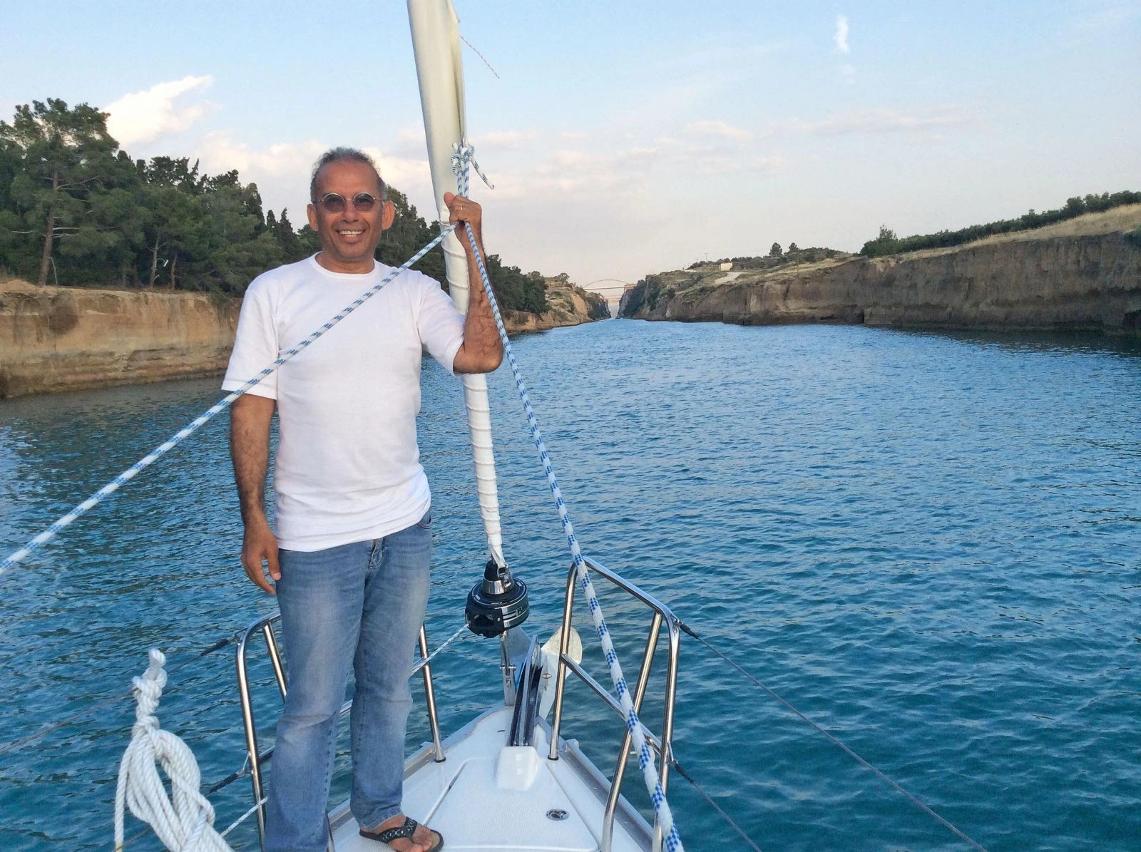 Emekli olup, tekneyle dünya turuna çıktı!