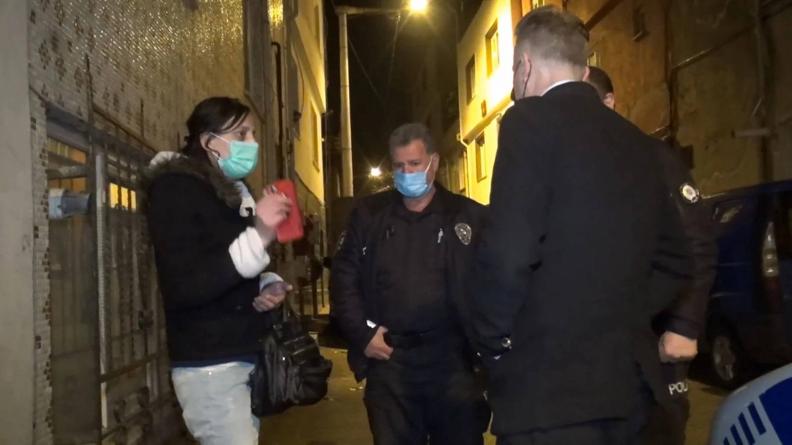 Eşini önce ölümle tehdit etti, sonra bıçakla saldırdı