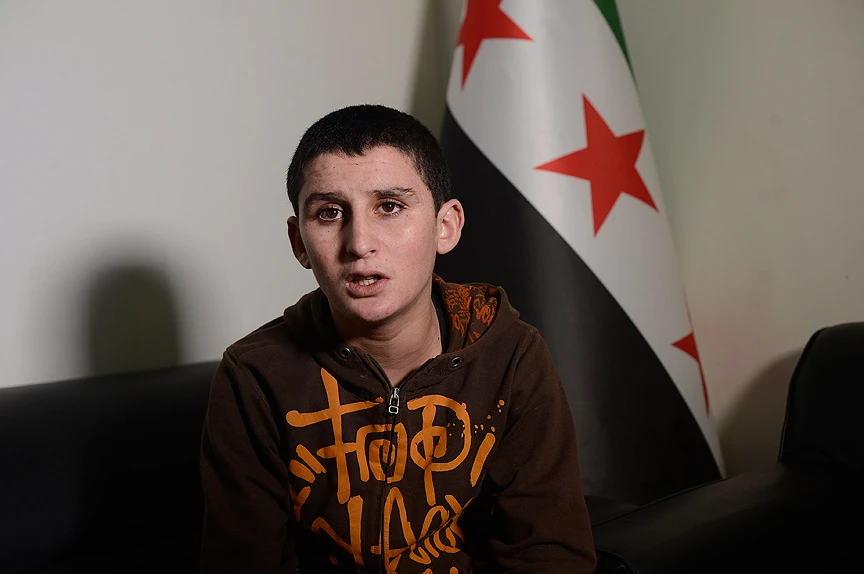 Terör örgütü PYD/PKK'nın zorla silah altına aldığı bazı üyeleri ÖSO'ya sığındı