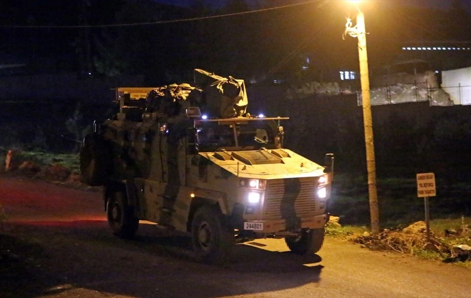 Suriye sınırına komando takviyesi: Kilis'e hareket eden konvoy