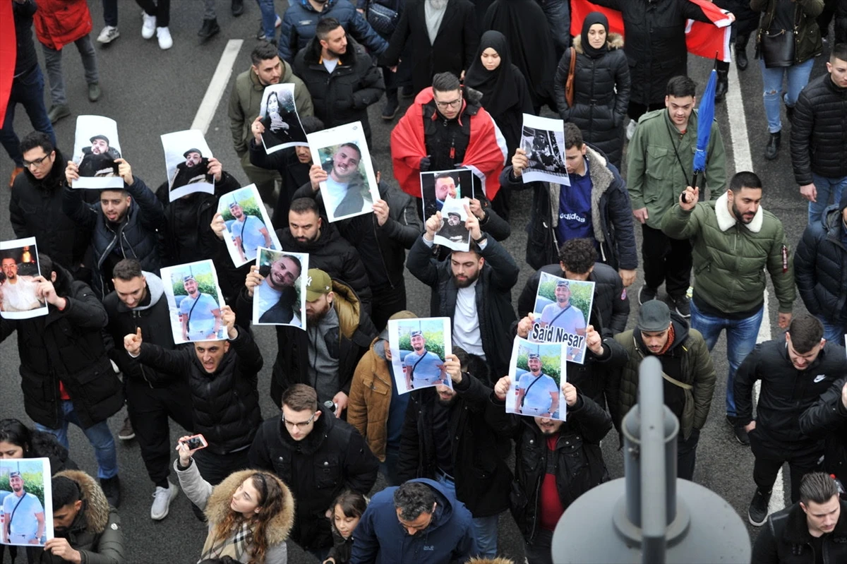 Almanya'nın Hanau kentinde ırkçılık ve teröre karşı yürüyüş düzenlendi