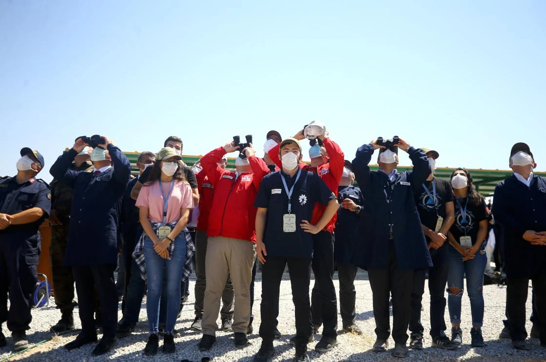 Bakan Varank: Bu yarışmalara geldiğimizde gençlerimizle gurur duyuyoruz