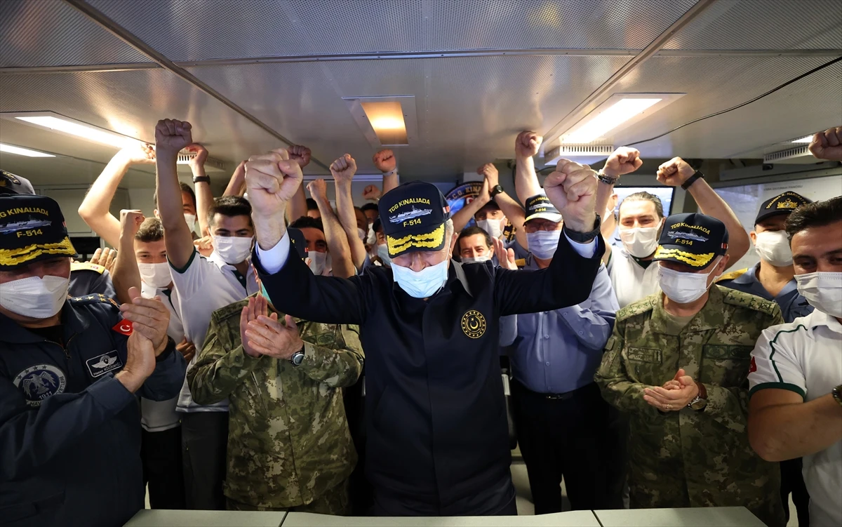 Cumhurbaşkanı Erdoğan açıkladı: Atmaca Gemisavar Füzesi hedefi tam isabetle vurdu