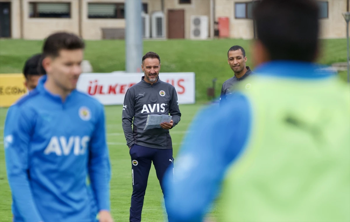 Fenerbahçe'de Vitor Pereira kanunları!
