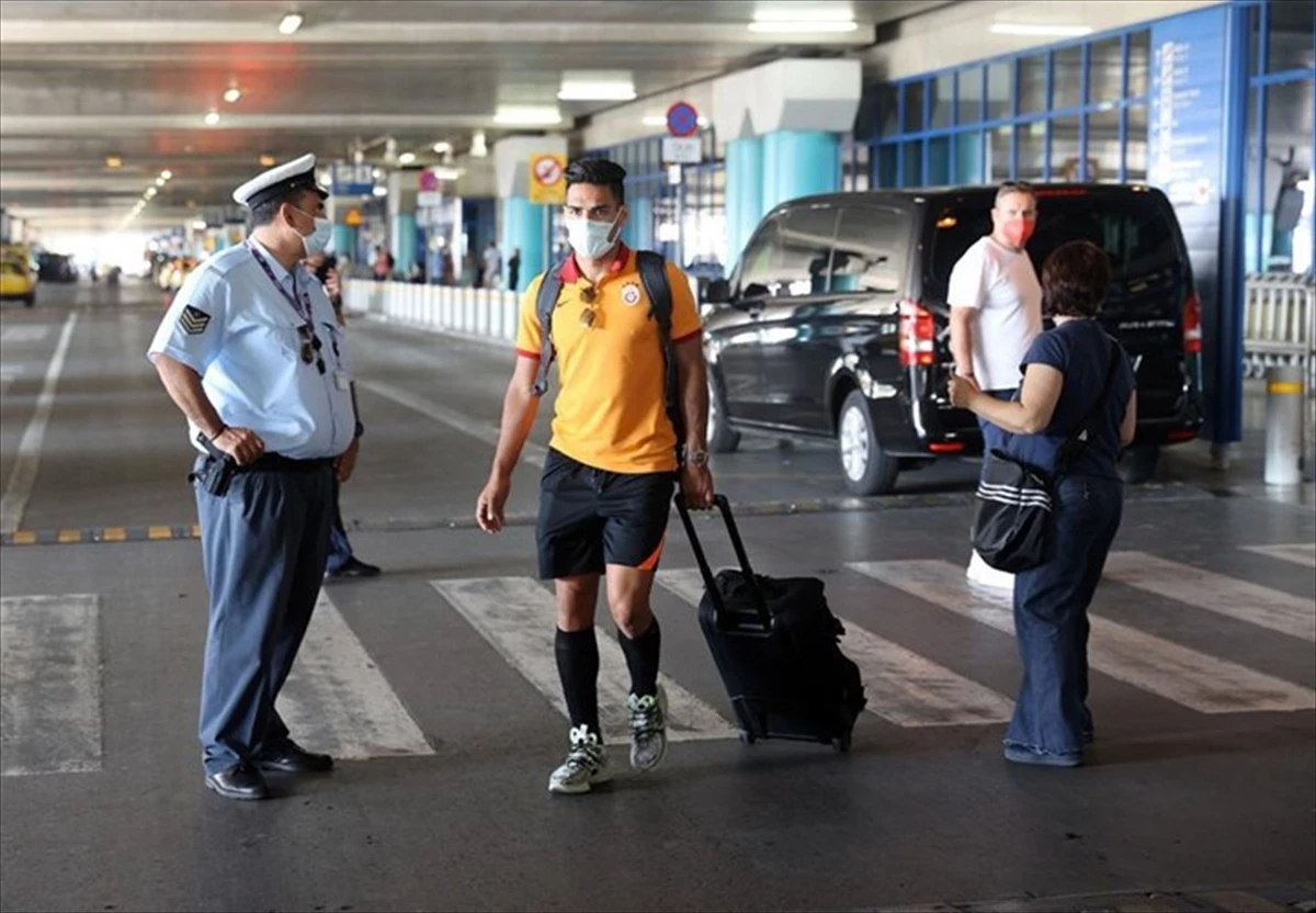 Yunanistan'da PCR testi krizi: Galatasaray geri döndü