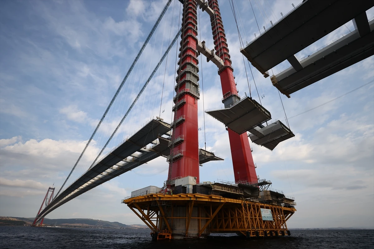 1915 Çanakkale Köprüsü'nde tarihi anlar: Asya'dan Avrupa'ya kıtalararası yürüyüş