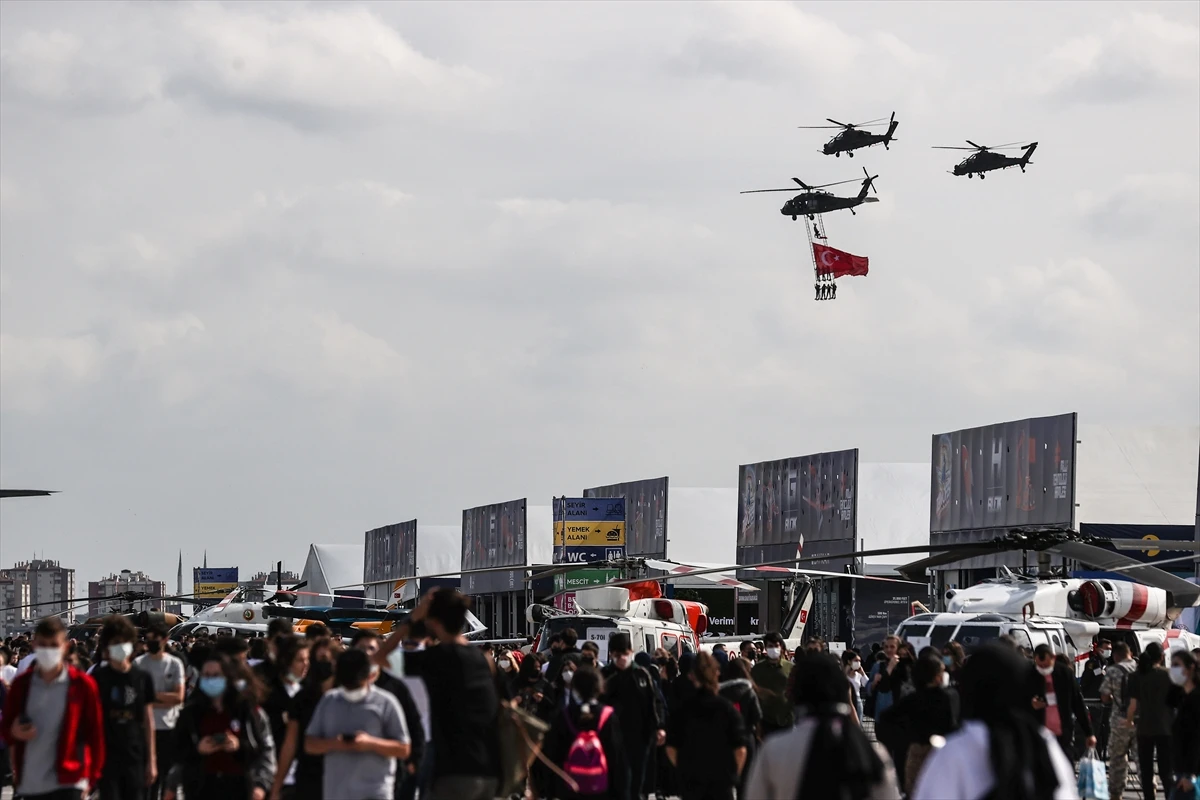 TEKNOFEST'te son gün yoğunluğu: Vatandaşlar akın etti