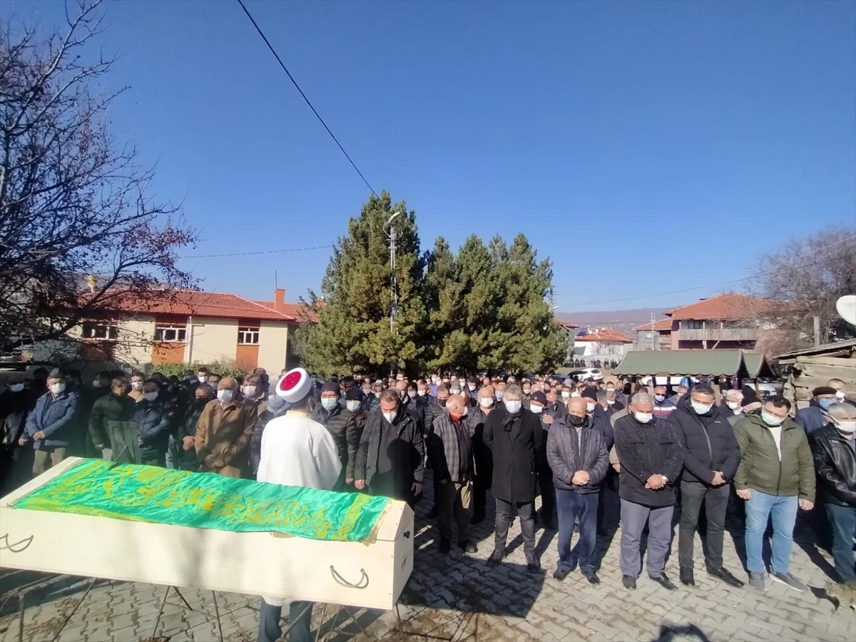 Çin’e dava açan avukat koronaya yenildi